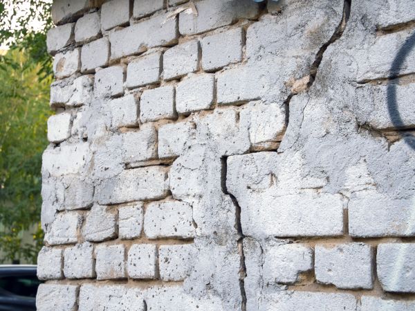 Cracked Brick Wall Repair in Wylie